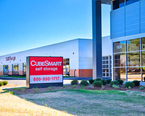 Self-Storage, Wheaton, IL